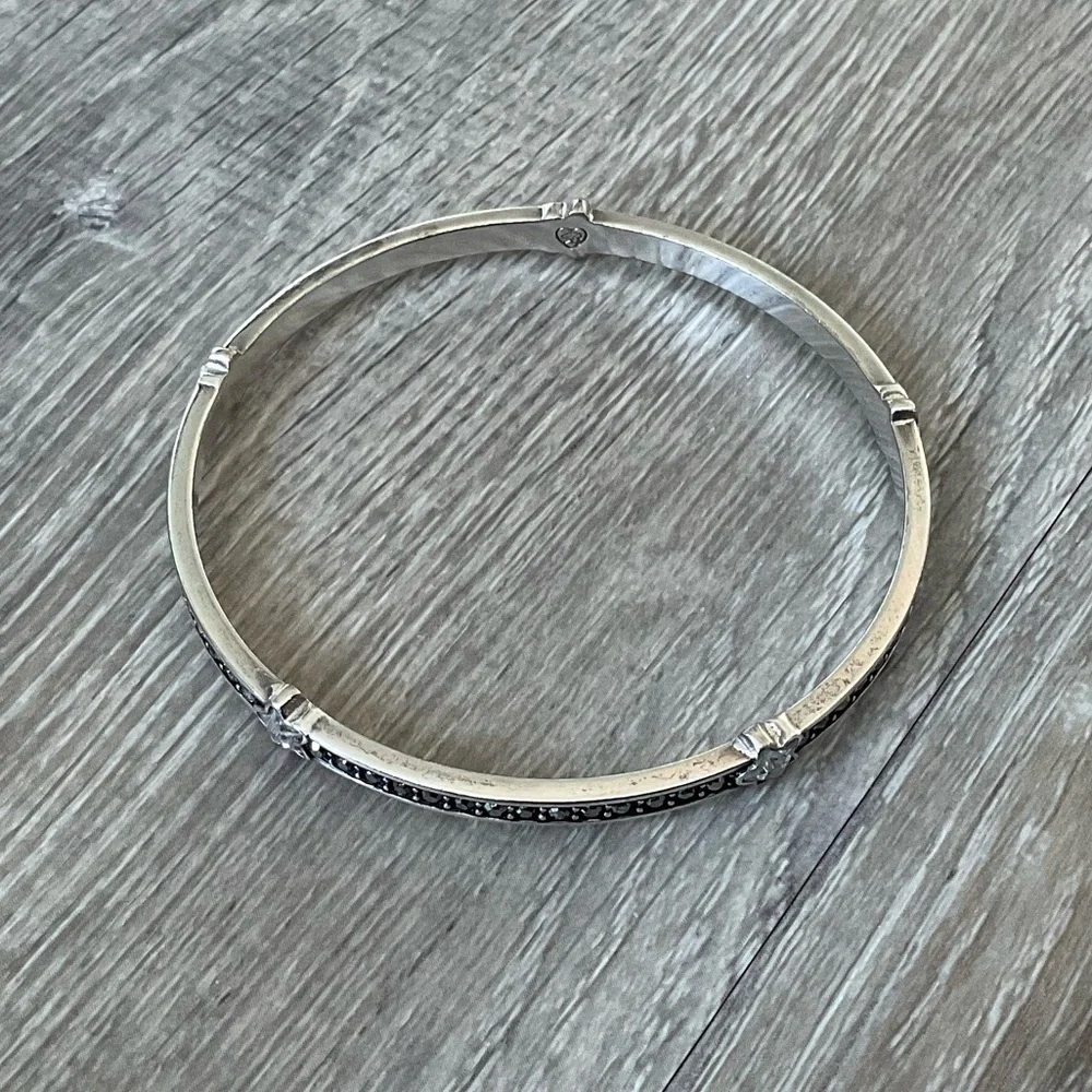 ❤️🖤 BRIGHTON Silver Bangle Bracelet with Smoky Crystal Accents